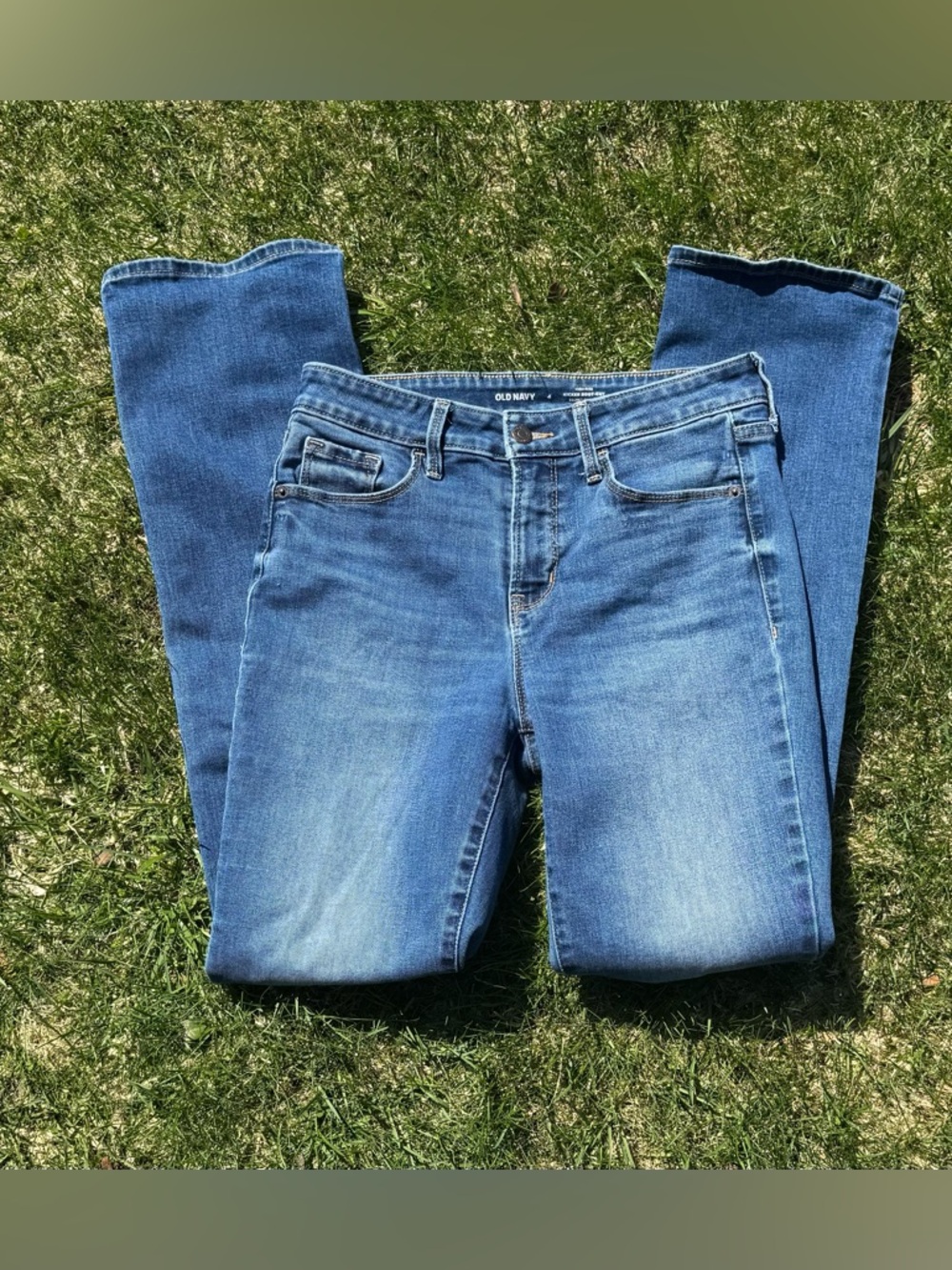 Old Navy Women’s Medium Blue Boot Cut Jeans